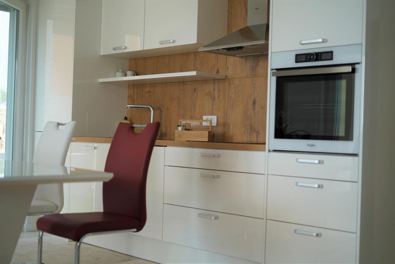 Villa M - Your Business & Holiday Apartment In Sibenik Luaran gambar