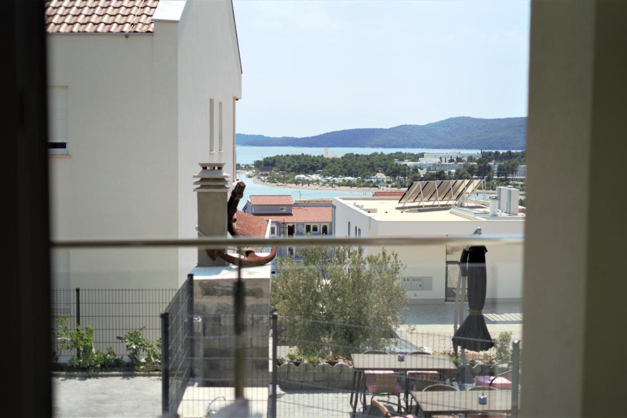 Villa M - Your Business & Holiday Apartment In Sibenik Luaran gambar