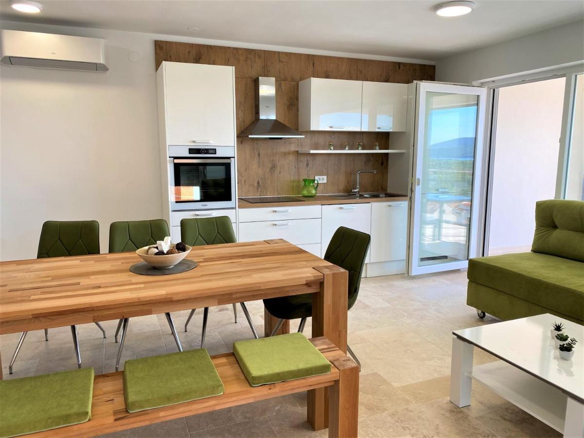 Villa M - Your Business & Holiday Apartment In Sibenik Luaran gambar