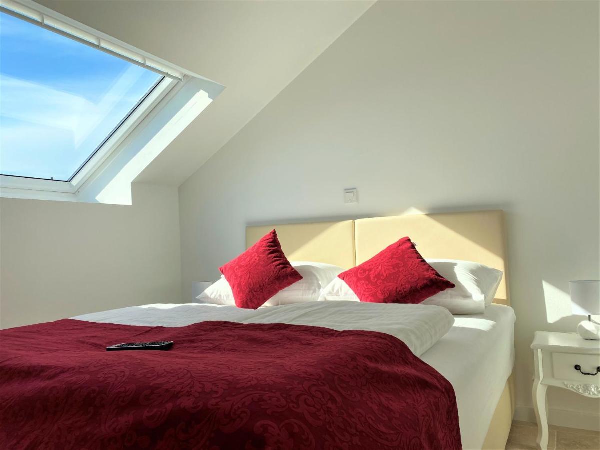 Villa M - Your Business & Holiday Apartment In Sibenik Luaran gambar