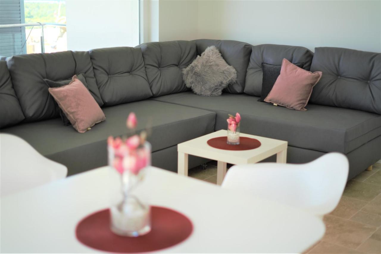 Villa M - Your Business & Holiday Apartment In Sibenik Luaran gambar
